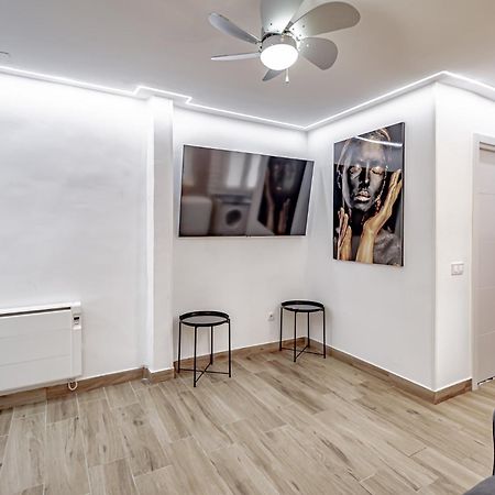 Apartamentos Estrecho Madrid Camera foto